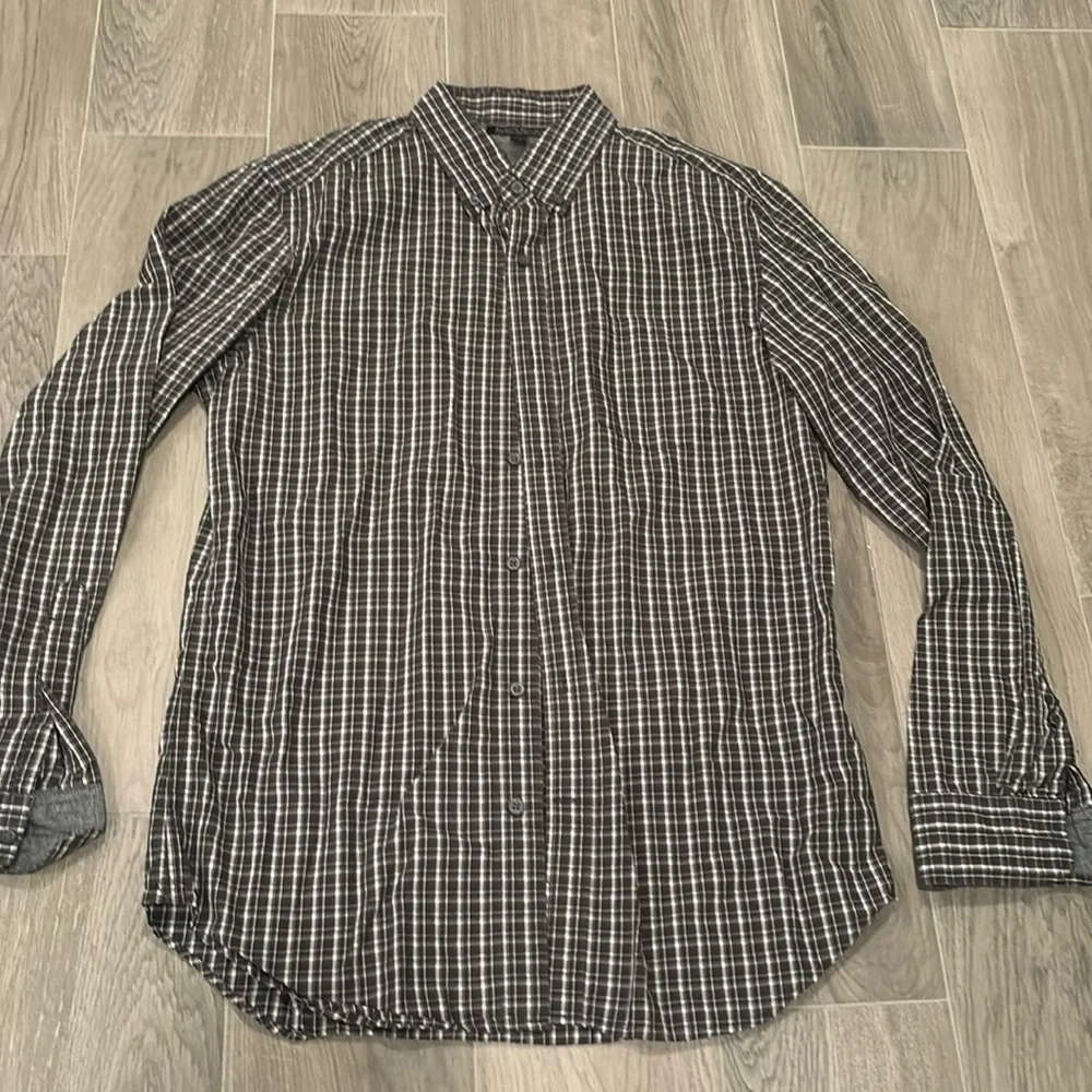 Banana Republic Men’s Brown Button Up Size M Slim Fit